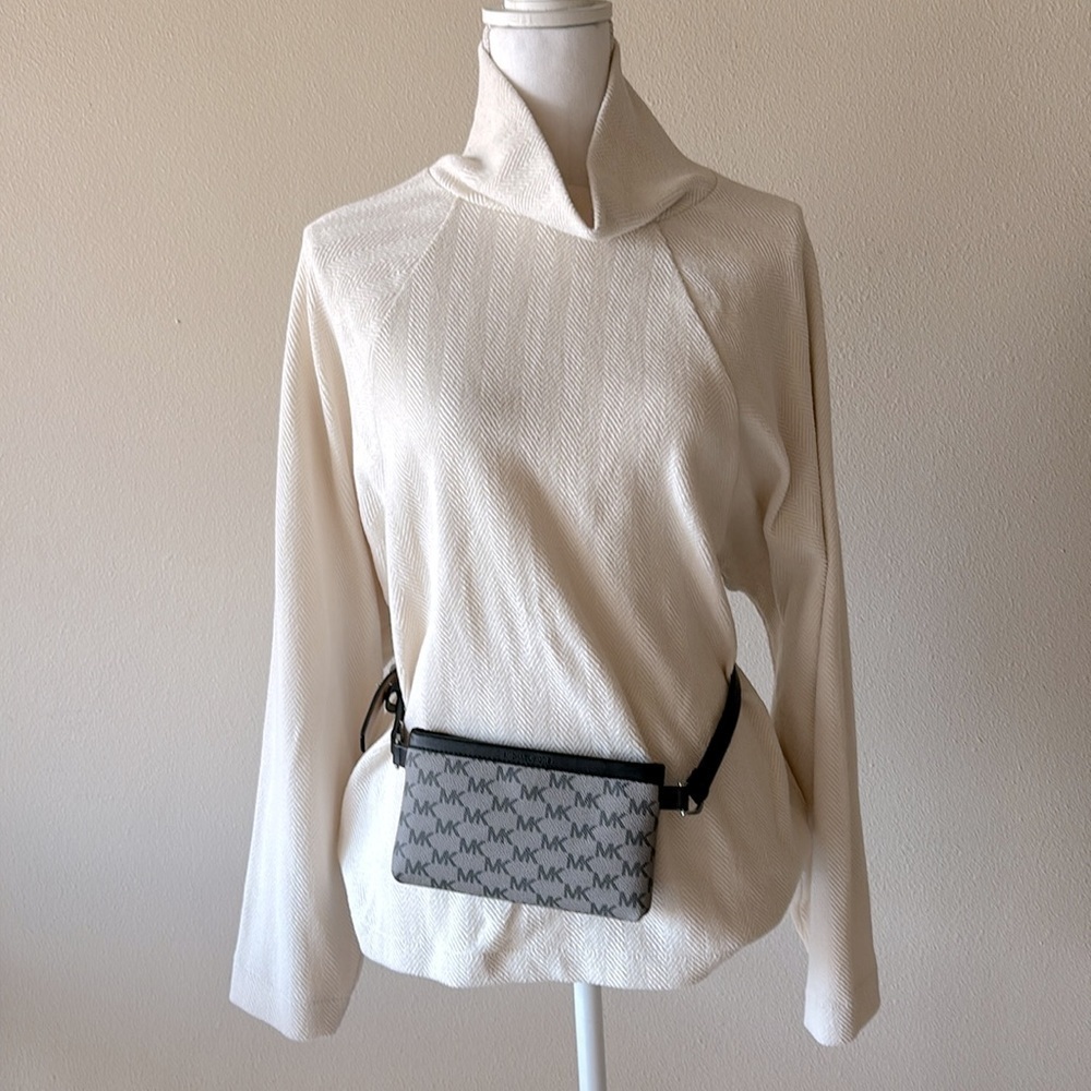 Michael Kors Fanny Pack Belt MK Logo Bag 551749C Gray with Black Belt Size S